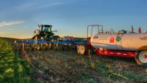 Как использовать моноаммонийфосфат (NH₄H₂PO₄) в баковых смесях с другими удобрениями