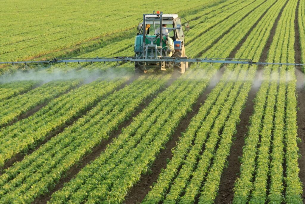 Обсуждение возможности использования сульфата калия в органическом земледелии, его влияние на экосистему и способы минимизации негативных последствий.